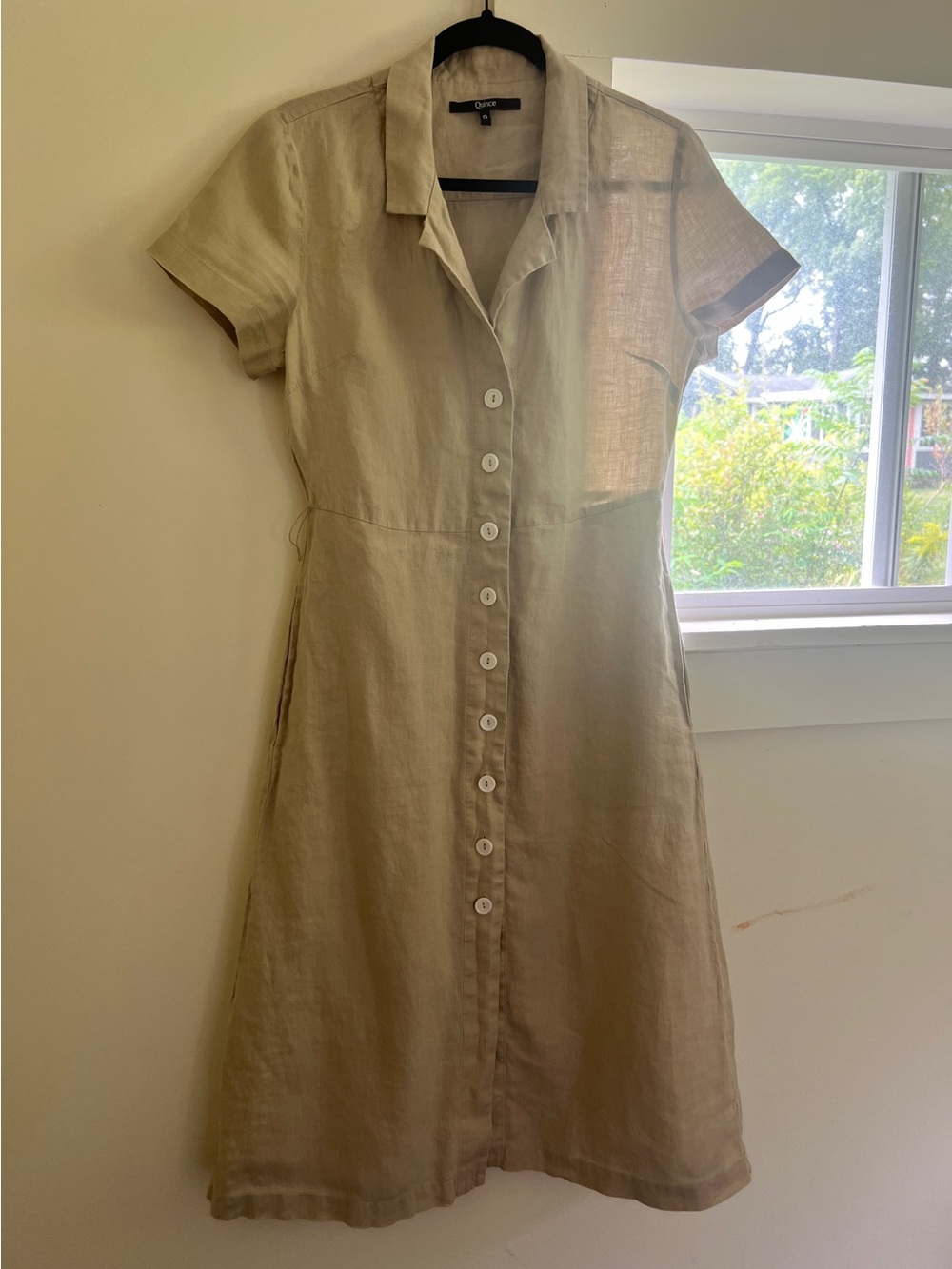 Quince women’s Small S Button-Front Short Sleeve Linen Dress Beige tan flax nice